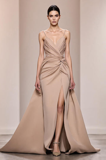 Robe de soirée longue à bretelles spaghetti en satin champagne